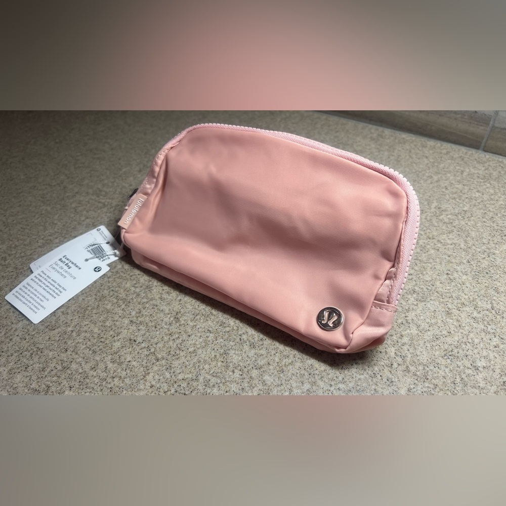 NWT LULULEMON Large Pink Belt Bag